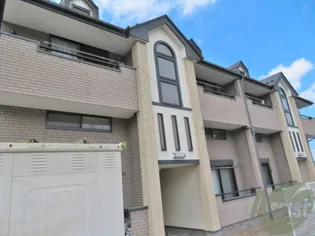 ロイヤルパーク萩ヶ丘【1階】の外観