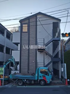 アザーレ・パッシオ新百合ヶ丘B【1階】の外観