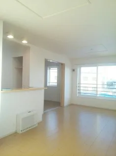 クレイトンアベニュー鳥取II【2階】の居間