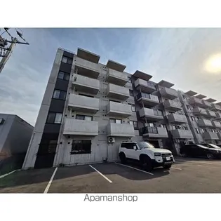 ARTE【3階】の外観