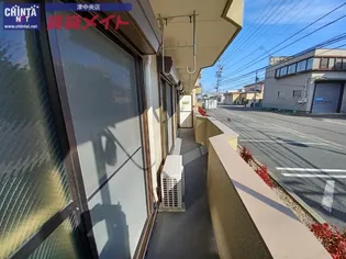 ガーデンヒルズ1号館【1階】の内装