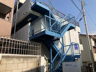 信和マンション【3階】の外観