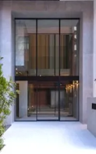 東京都千代田区岩本町1【マンション】の外観