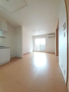 サンセール・ポワ・メゾンI A【2階】の居間