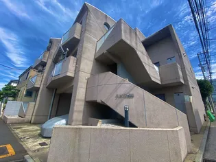 ラ・メゾン横浜【1階】の外観