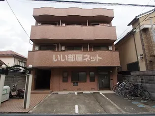 ランドロード・トミオ【3階】の外観