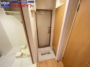 ラルーチェ城山【2階】の玄関