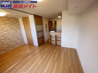 ラルーチェ城山【2階】の居間