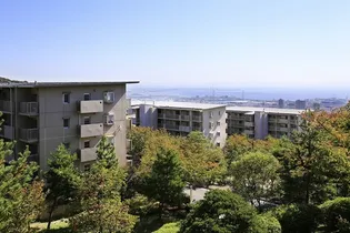 URグリーンヒルズ御影【5階】の外観