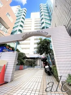 スカイコート下高井戸【2階】の外観