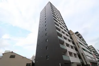 アルファレガロ駅前通りの画像