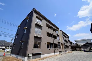 広島県三次市十日市東5【アパート】の外観