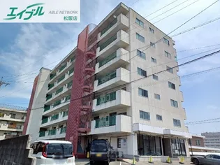 丸二マンション松阪【4階】の外観