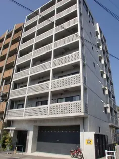 クーブス【5階】の外観