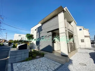 神奈川県藤沢市亀井野【アパート】の外観