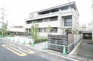 プレミアスの画像