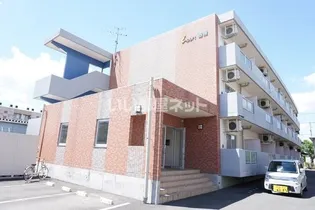 アイポート西棟【2階】の外観