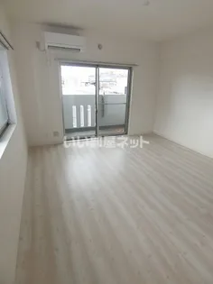 La Fenice【1階】の居間