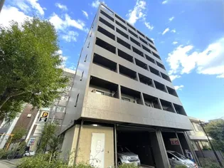 東京都世田谷区新町1【マンション】の外観