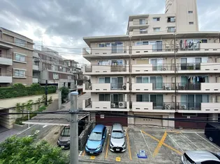 ローレルコート新宿夏目坂【3階】の外観