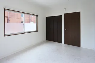 メゾン・ヌーボーNo.5【2階】の居間