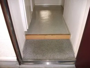 Good Cat VI【1階】の玄関