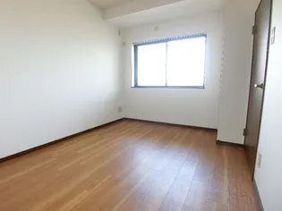 サンヒルズ松代【3階】の内装