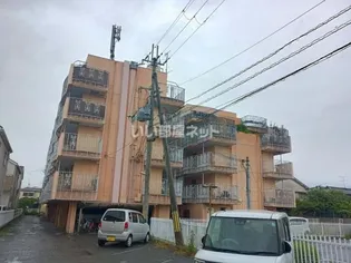 ニューエストタカダ【5階】の外観