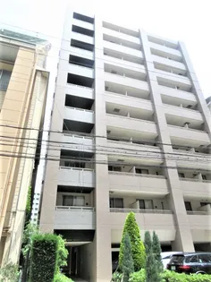 パストラーレ江坂【5階】の外観