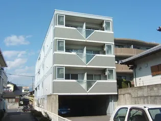 ベルクール桂【3階】の外観