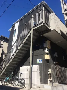 神奈川県横浜市金沢区寺前2【アパート】の外観