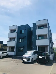 VIBRANTII【2階】の外観