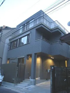 東京都渋谷区本町3【マンション】の外観