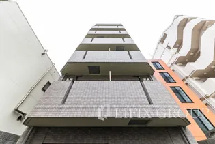 東京都新宿区東五軒町【マンション】の外観