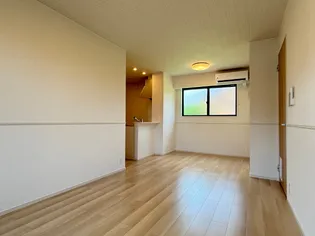 アン・リヴィール【1階】の居間