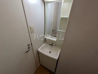 レオパレス今井の内装