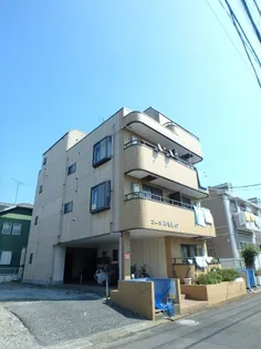 コーポあきしの【3階】の外観
