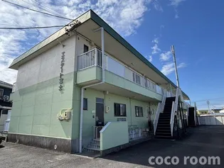 エステート富士【2階】の外観