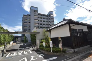 URアーバニア主税町【2階】の外観