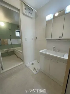 ウエストコートフェリーチェI【1階】の内装