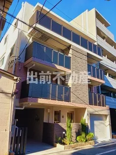 クラルテ目白【3階】の外観