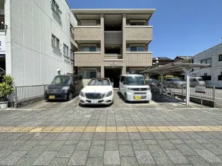 高知県高知市上町4【アパート】の外観
