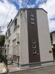 マ・ピエス鶴川【2階】の外観