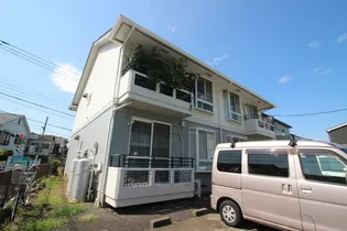 ファミール鶴園【1階】の外観