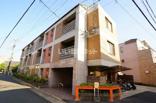 アクシス【3階】の外観