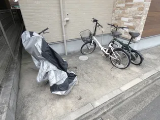 アネックス松重【1階】の地図