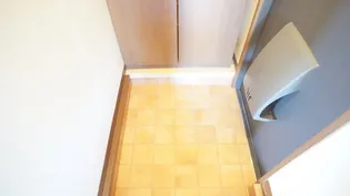 ベルサイド【1階】の玄関