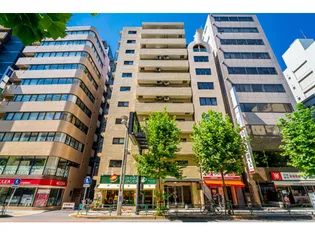 ライオンズマンション御苑前【4階】の外観