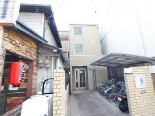 トリアード【1階】の外観