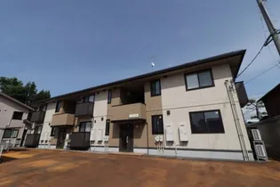 新潟県長岡市蓮潟1【アパート】の外観